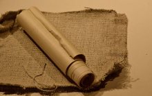 В демонтованому Монументі слави у Львові знайшли "капсулу часу" : що там написано (фоторепортаж)