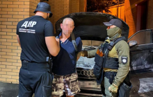 У Києві затримали одеситів, які можуть бути причетні до підпалу Audi (фото, відео)