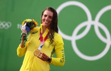 Олимпиада-2020: семикратная чемпионка мира с помощью презерватива выиграла бронзу (видео)