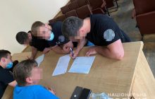 Поліція повідомляє про двох затриманих на акції проти ЛГБТ-рейву на Банковій