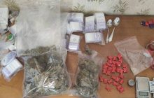 У Києві затримали 18-річного наркоторговця з "товаром" на півмільйона гривень