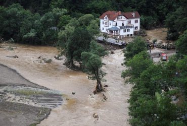 Американський штат Кентуккі накрила велика вода: загинули вже 28 людей