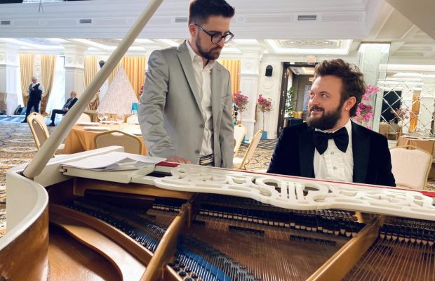 JULIK знявся у новому фільмі DZIDZIO "Де гроші"