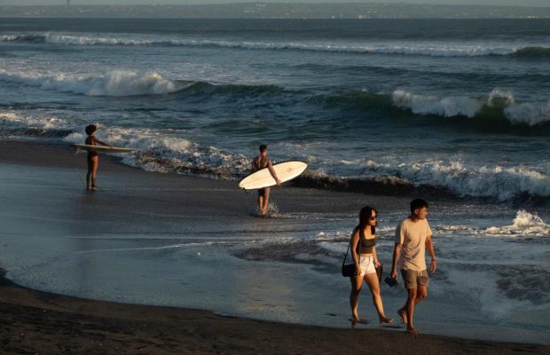 Туристів заспокоїли, що заборона на секс поза шлюбом не зіпсує їм відпочинок на Балі