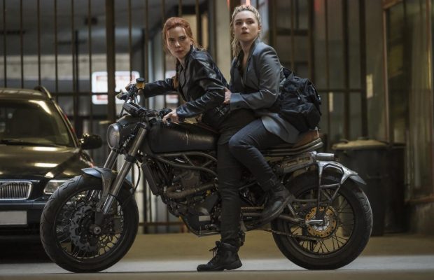 Сцена після титрів "Чорної вдови": чи варто сидіти до кінця