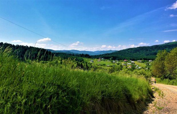 Львовщина для активных туристов: идеи для пеших походов в горы – Тустань, Сходница, Оров