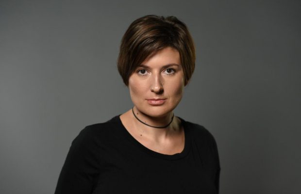 Спецкор ТСН Неллі Ковальська: Побувавши в п’яти країнах з окупованими територіями, замислюєшся, чи реально взагалі "повернутись з війни"