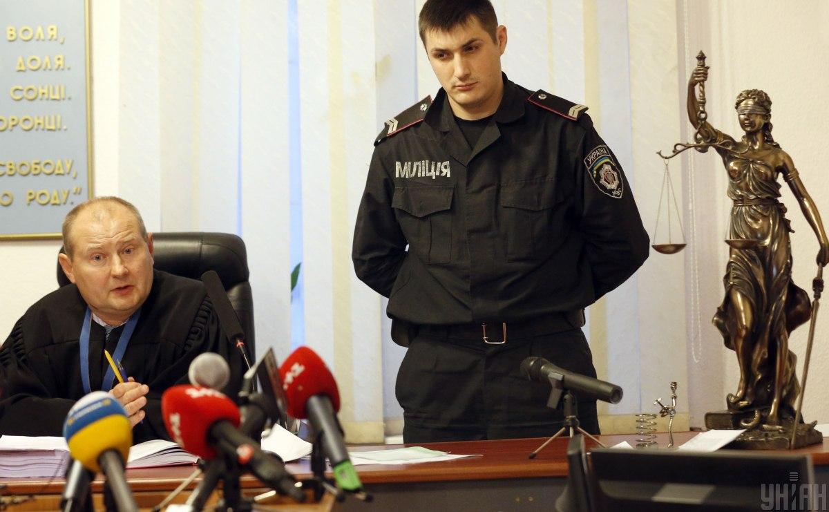 Чаусу грозит арест / фото УНИАН Чаусу грозит арест / фото УНИАН