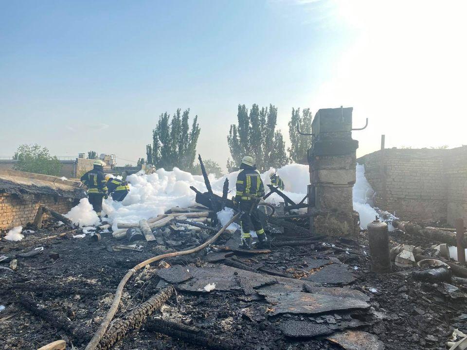 Як зсередини виглядає будинок, який горів учора вночі в Запоріжжі / фото Facebook Владимира Буряка Як зсередини виглядає будинок, який горів учора вночі в Запоріжжі / фото Facebook Владимира Буряка