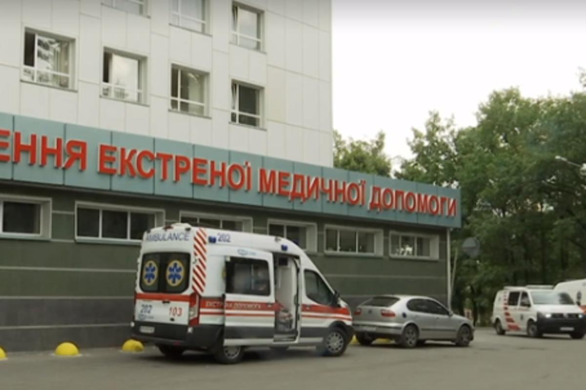 В больнице Харькова умер один из подростков, которых сбил пьяный водитель / Скриншот с видео tsn.ua В больнице Харькова умер один из подростков, которых сбил пьяный водитель / Скриншот с видео tsn.ua