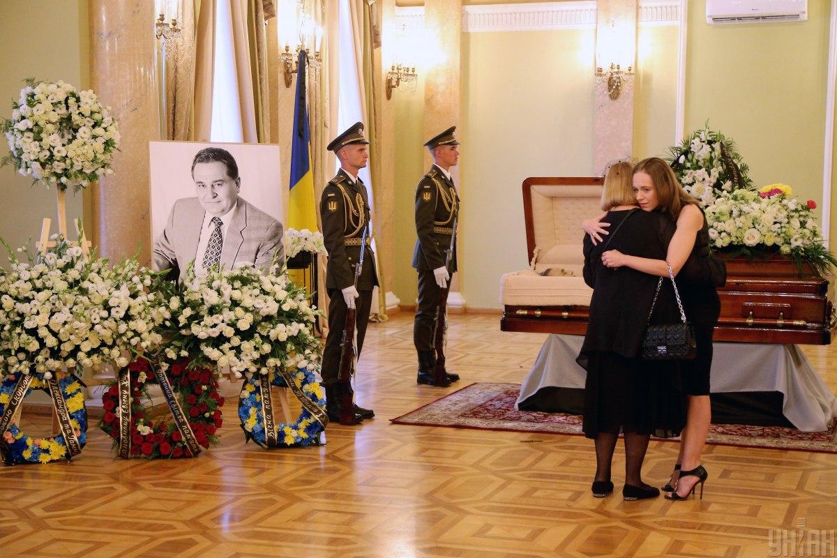 Євген Марчук помер від гострої серцево-легеневої недостатності, викликаної COVID-19 / фото УНІАН, Віктор Ковальчук Євген Марчук помер від гострої серцево-легеневої недостатності, викликаної COVID-19 / фото УНІАН, Віктор Ковальчук