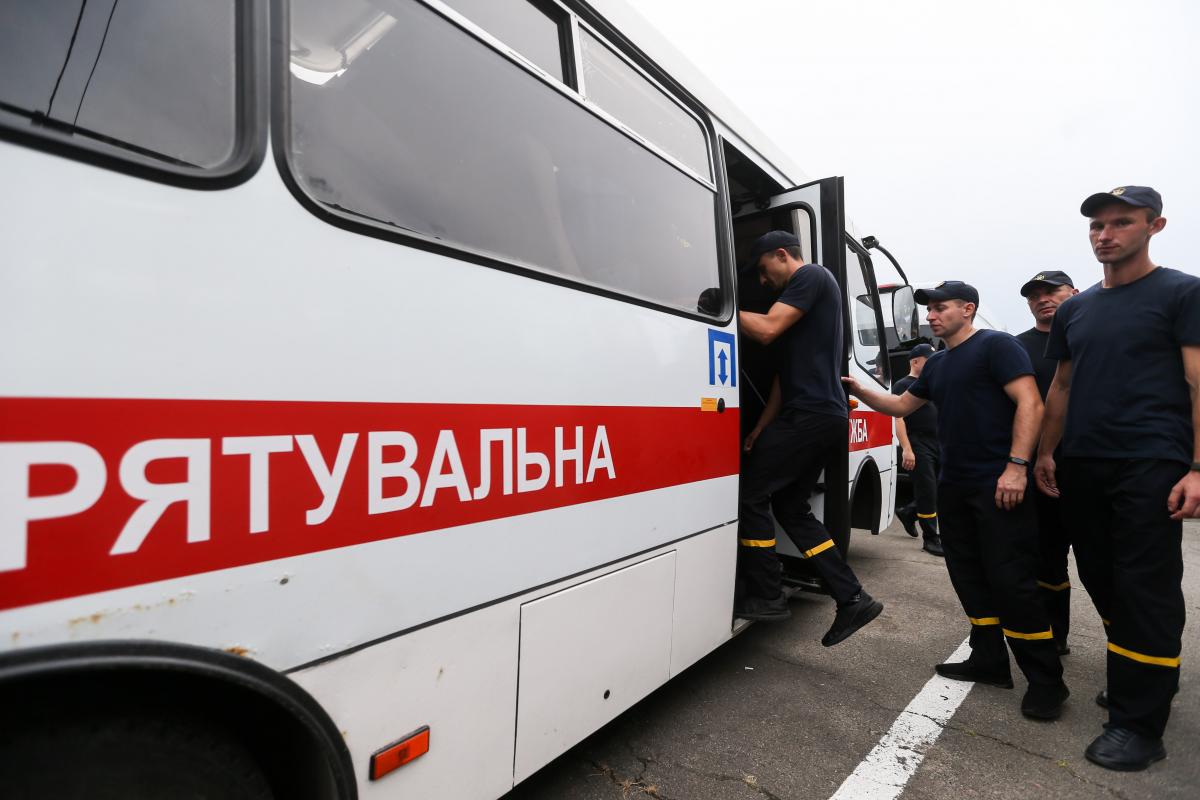Україна поспішає на допомогу. Як наші рятувальники летіли гасити охоплену пожежами Грецію (фоторепортаж) Україна поспішає на допомогу. Як наші рятувальники летіли гасити охоплену пожежами Грецію (фоторепортаж)