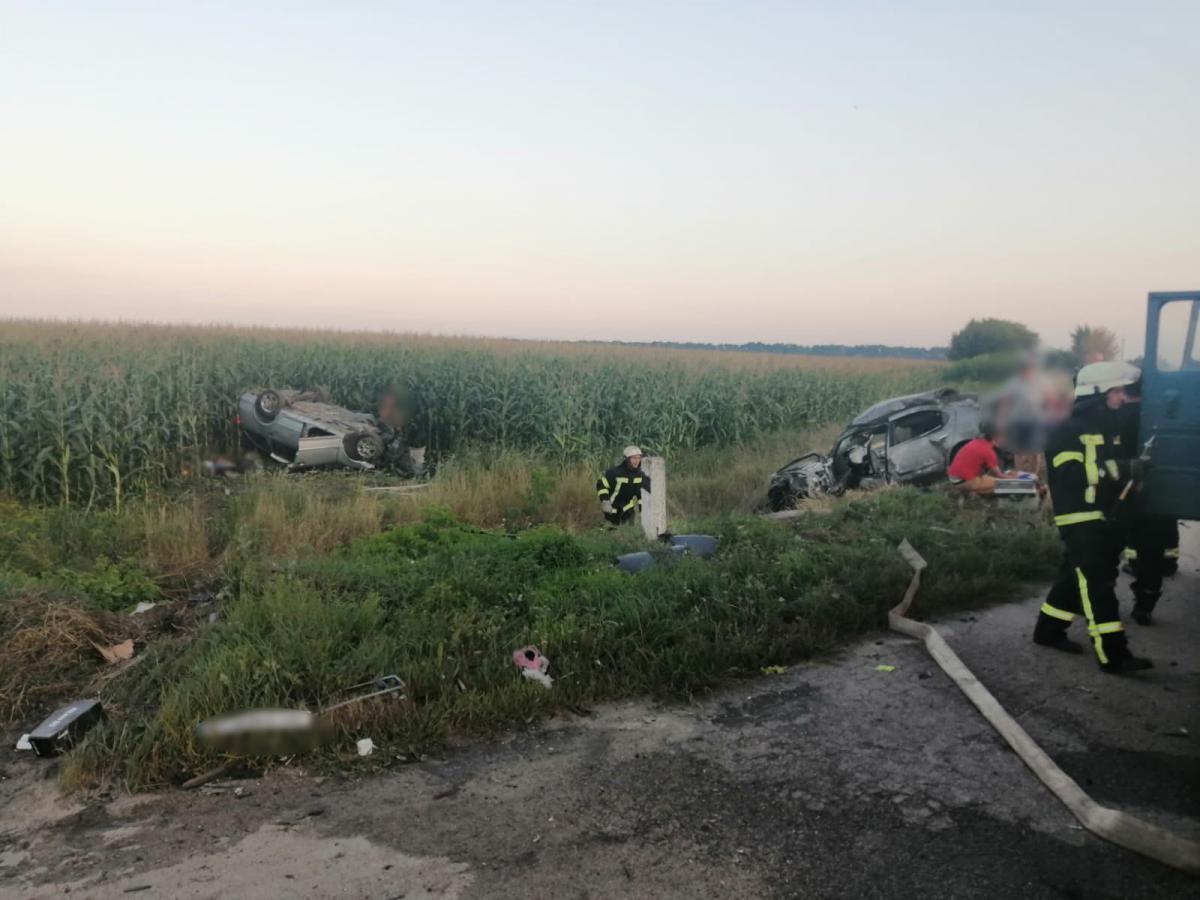 На Київщині сталась страшна аварія / Поліція Київської області На Київщині сталась страшна аварія / Поліція Київської області