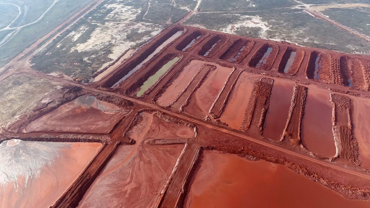Загрязнивший Николаевскую область красным шламом завод недоплачивает миллиарды гривен налогов - СМИ Загрязнивший Николаевскую область красным шламом завод недоплачивает миллиарды гривен налогов - СМИ