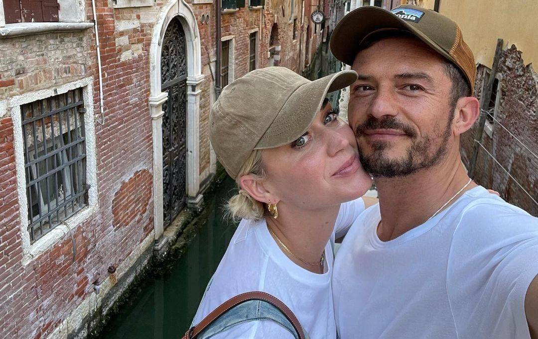 На пикантной части тела он отметил страницу своей возлюбленной / фото - instagram.com/orlandobloom На пикантной части тела он отметил страницу своей возлюбленной / фото - instagram.com/orlandobloom