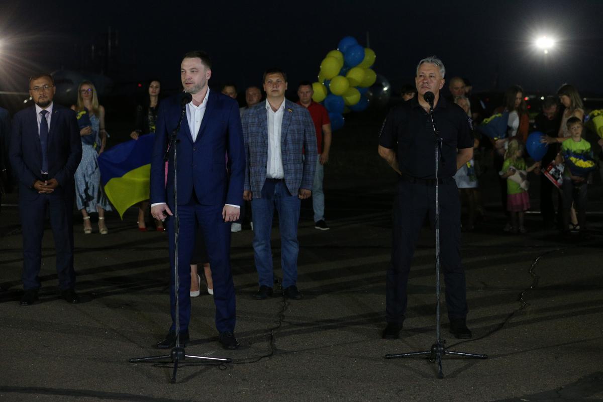 Украина неоценимо помогла. Как наши спасатели вернулись с тушения пожаров в Греции (фоторепортаж) Украина неоценимо помогла. Как наши спасатели вернулись с тушения пожаров в Греции (фоторепортаж)