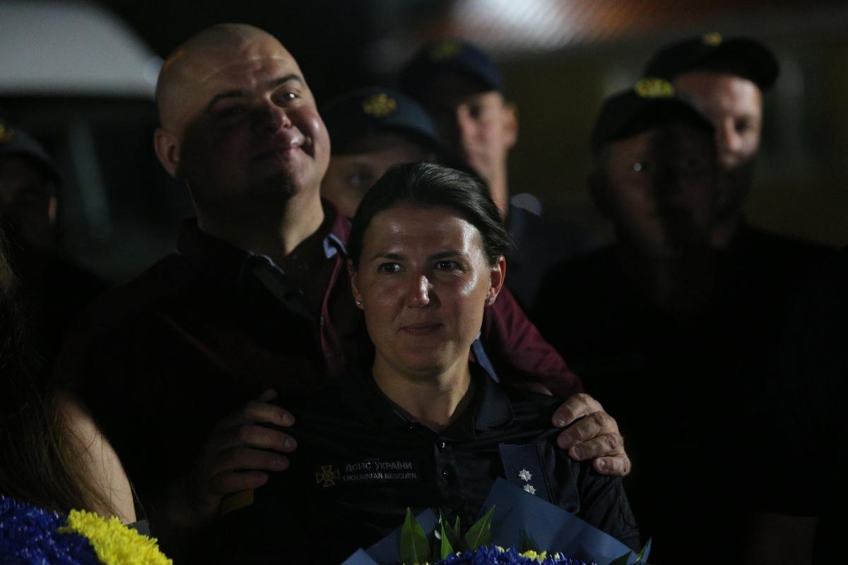Украина неоценимо помогла. Как наши спасатели вернулись с тушения пожаров в Греции (фоторепортаж) Украина неоценимо помогла. Как наши спасатели вернулись с тушения пожаров в Греции (фоторепортаж)