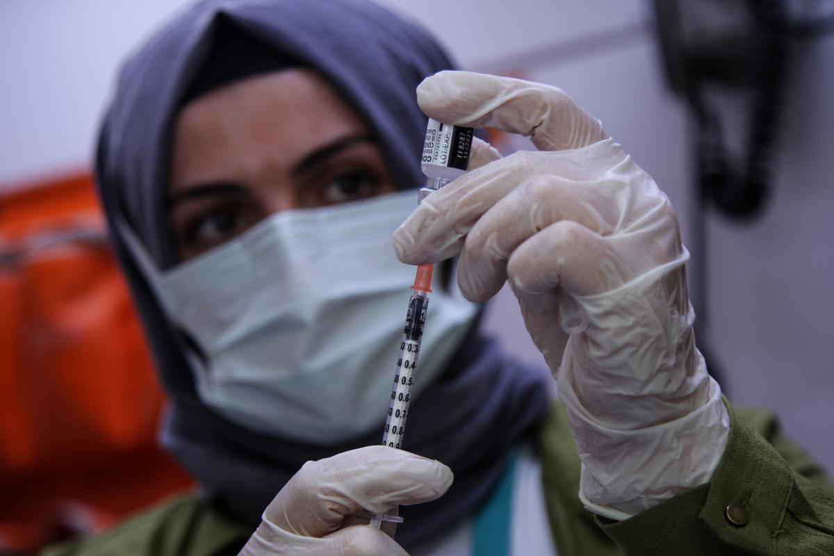 Турция занимает второе место в Европе по темпам вакцинации \ фото REUTERS