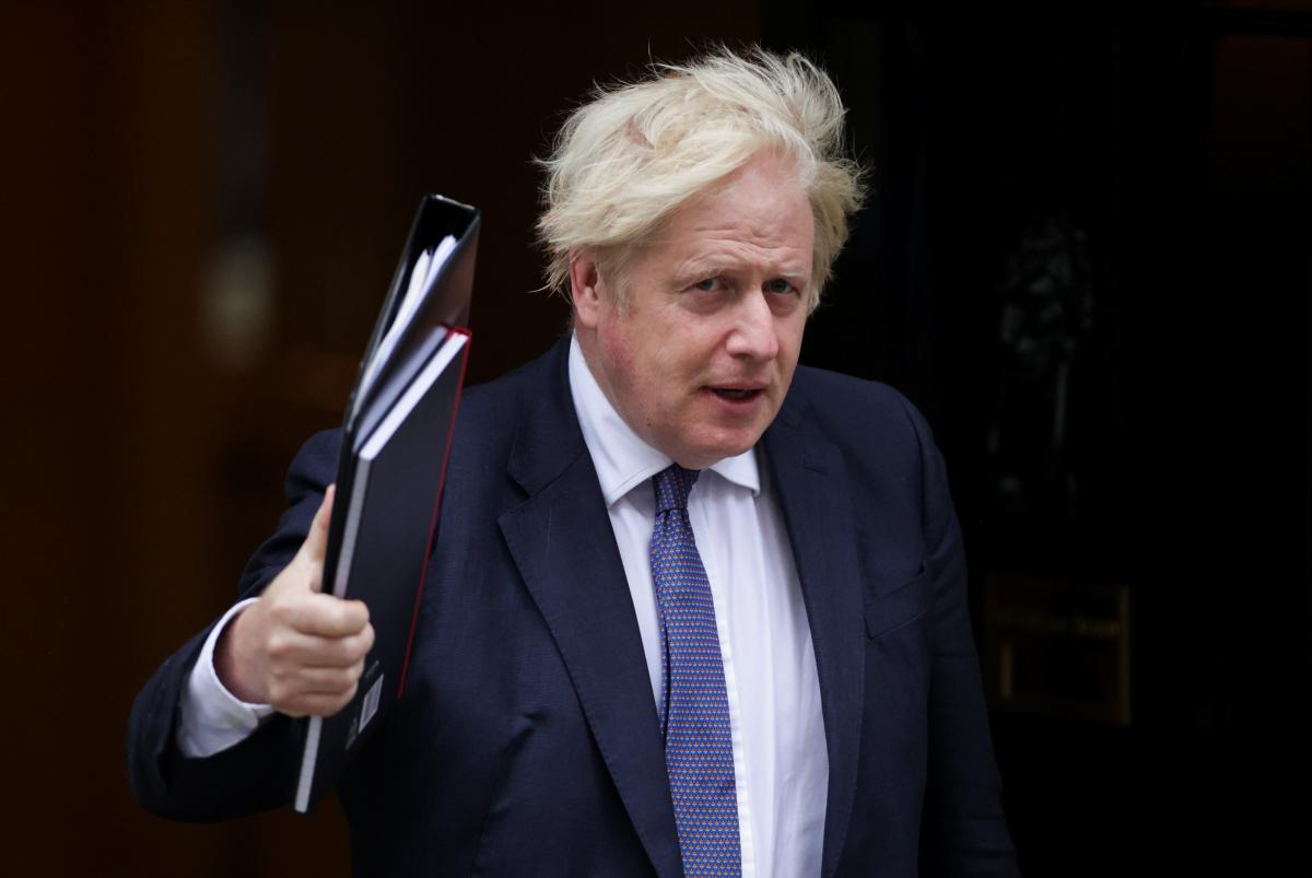 Джонсон оголосив, що Великобританія вводить "найбільший і жорсткий" пакет санкцій проти РФ / фото REUTERS