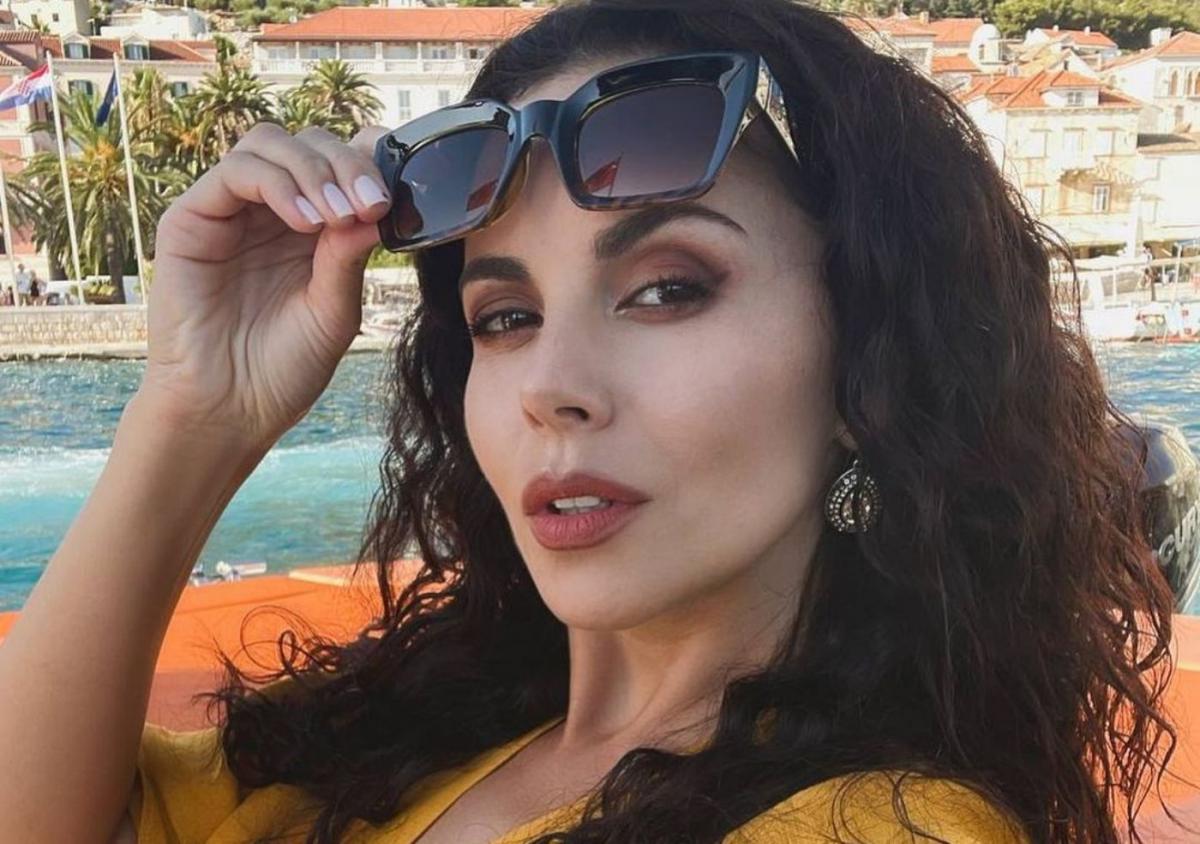 Артистка приміряла на себе роль судді / фото instagram.com/kamenskux Артистка приміряла на себе роль судді / фото instagram.com/kamenskux