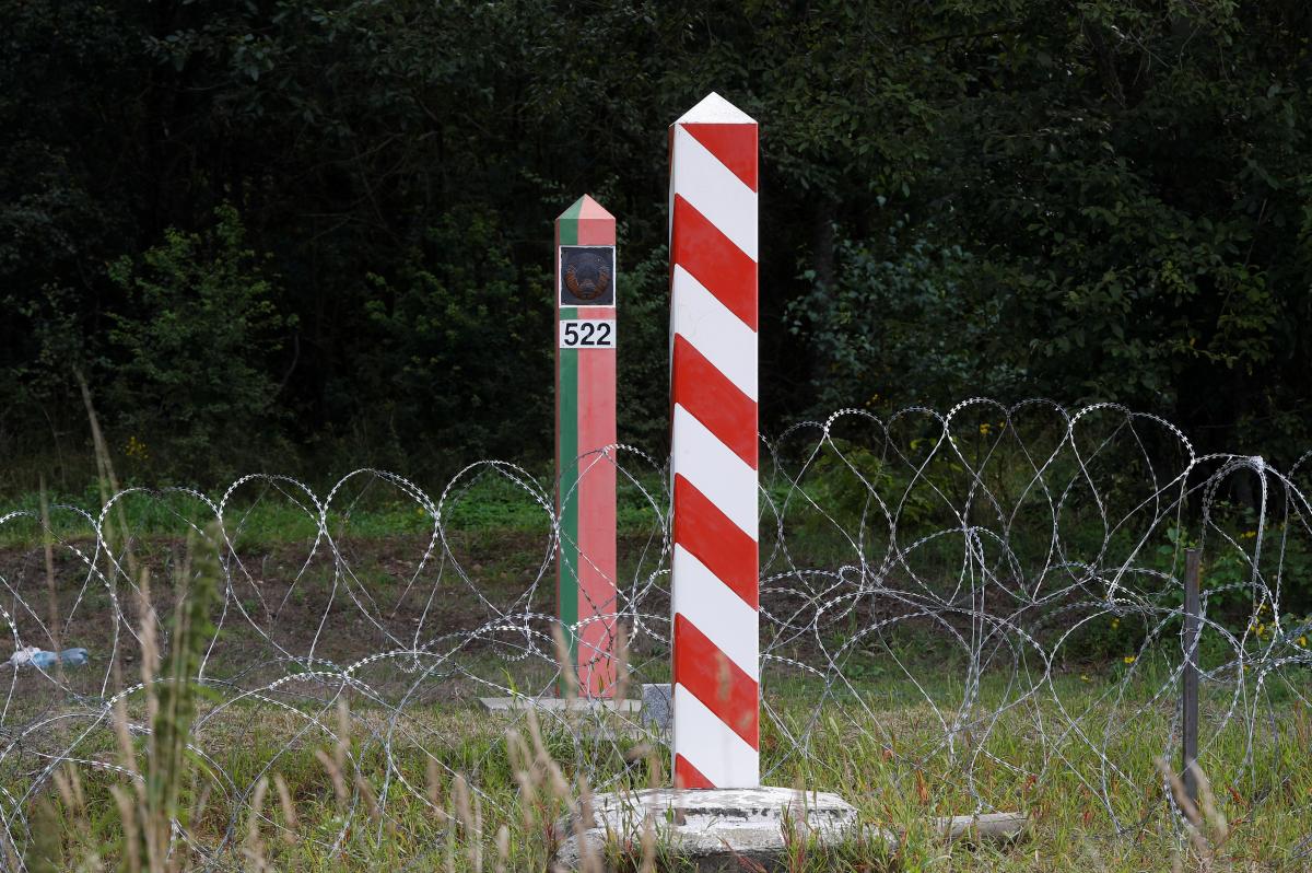 Вооруженная провокация на границе Польши и Беларуси  / фото REUTERS