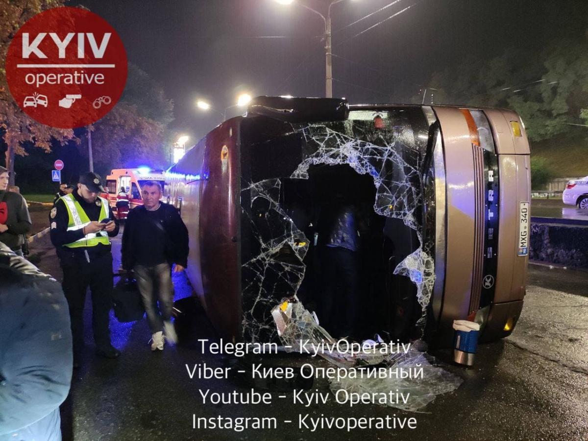 Инцидент произошел ночью / фото "Киев оперативный"