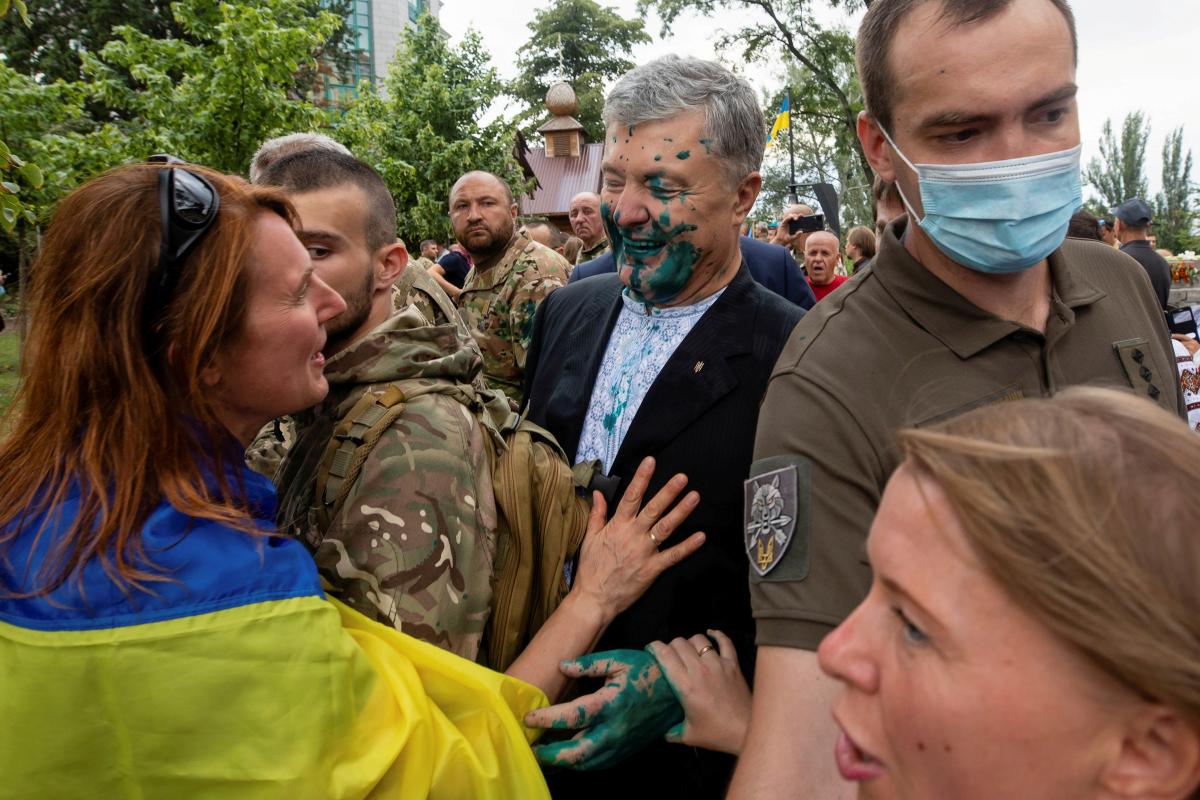 Нападнику загрожує до п'яти років обмеження волі. фото REUTERS Нападнику загрожує до п'яти років обмеження волі. фото REUTERS