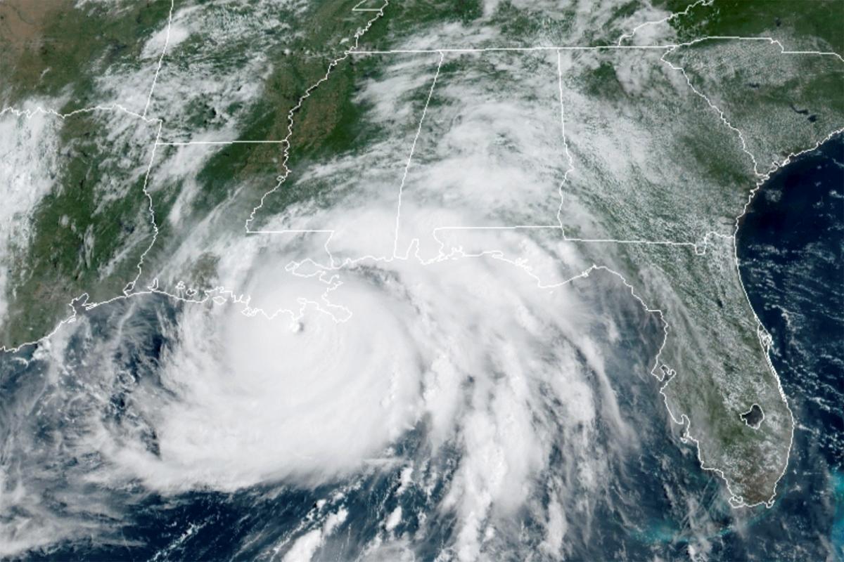 У американских метеорологов закончились имена для ураганов / фото REUTERS