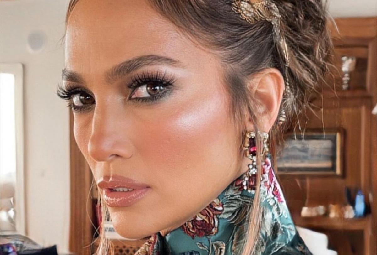 Дженнифер Лопес / фото instagram.com/jlo Дженнифер Лопес / фото instagram.com/jlo