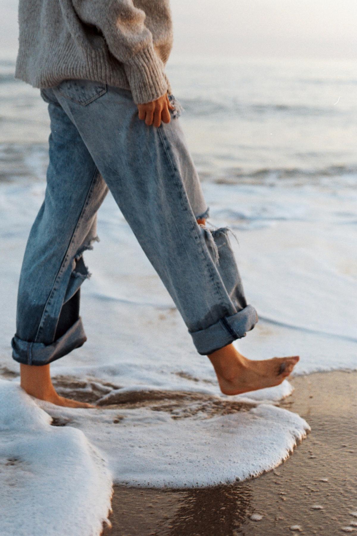 Модні джинси 2021 / pexels.com