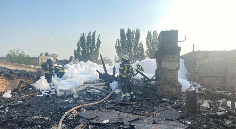 Пожар в многоэтажке Запорожья: мэр поручил выделить деньги на помощь пострадавшим (фоторепортаж) - Vimarsana News