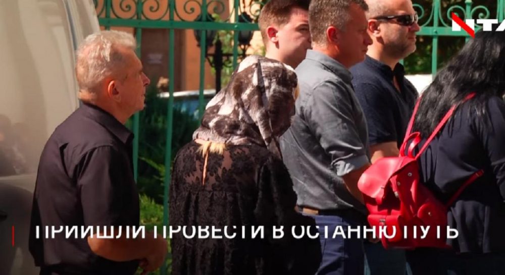 "Была единственной дочерью": во Львове попрощались с 18-летней погибшей в результате урагана - Vimarsana News