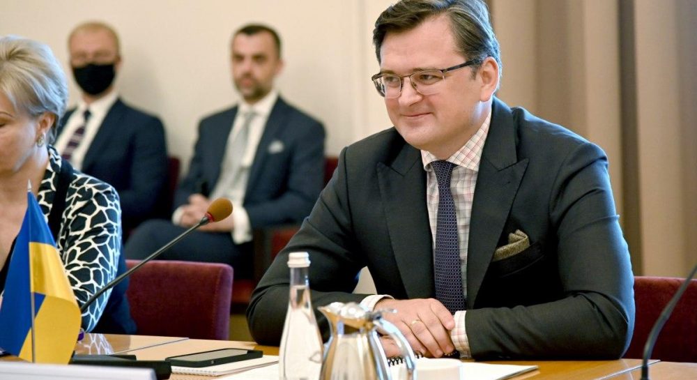 Кулеба ответил Лаврову, который назвал "шабашем" саммит "Крымской платформы" - Vimarsana News