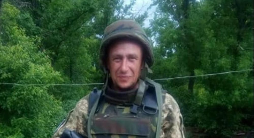 На Донбассе от пули снайпера погиб 41-летний львовянин Василий Островский (фото) - Vimarsana News