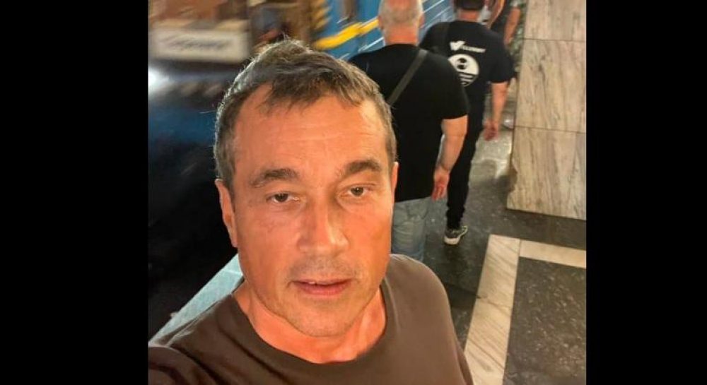 Украинский миллионер пересел на метро из-за пробок в Киеве (фото) - Vimarsana News
