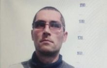 На Алтае разыскивают мужчину, два дня державшего в подвале 12-летнюю школьницу (фото маньяка)