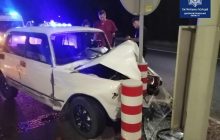 В Днепре пьяный водитель въехал в столб и заснул (фото)