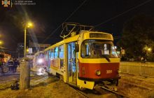 В Харькове во время движения вспыхнул трамвай с пассажирами (видео)