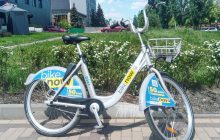 Київський сервіс прокату BikeNow заборонив паркувати велосипеди на Троєщині