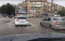 После невероятной жары Хмельницкий затопило: город ушел под воду (фото, видео)