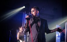 "Альфач в душе": MELOVIN похвастался своими мышцами в трико