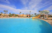 "Стрибнув головою вниз та сплив": з'явилися моторошні подробиці смерті дитини в аквапарку Дніпра