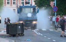 Поляки разгромили участок полиции после смерти наркомана (фото)