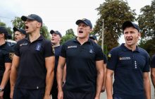 Україна поспішає на допомогу. Як наші рятувальники летіли гасити охоплену пожежами Грецію (фоторепортаж)