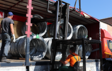 Украина отправила Литве партию колючей проволоки для охраны границ (фото)