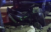 Под Харьковом авто на скорости влетело в газовую заправку (фото)