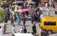 Талибы открыли огонь по людям, которые вышли на акцию национального флага – СМИ (видео)