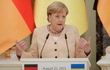 Екс-глава МЗС пояснив, чим Меркель може допомогти Україні після своєї відставки
