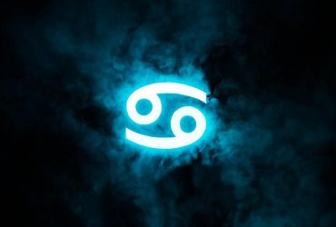 Трьом знакам Зодіаку дуже пощастить в коханні вже ось-ось: вони знайдуть щастя