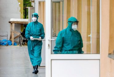 Китай вперше опублікував результати раннього дослідження про COVID-19